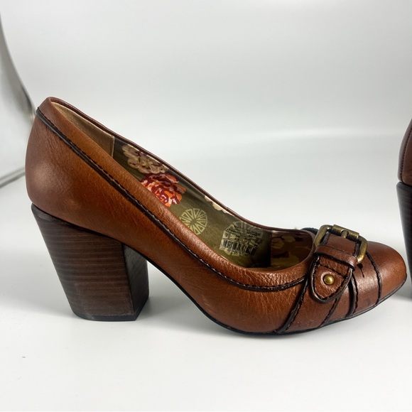 Fossil Sasha Block Heel in Tan/Bronze - Picture 4 of 11